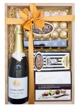 Celebration - Sparkling Wine Hamper