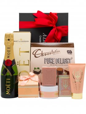 MOR Little Luxuries Champagne Pamper Hamper