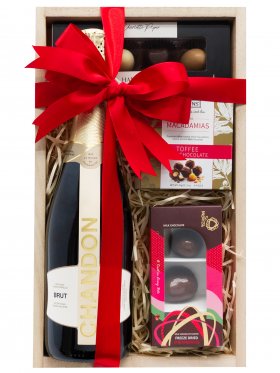 Sensational Chandon Gift Hamper