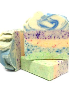 Planet Yum Monet's Garden Artisan Goat Milk Soap 145g